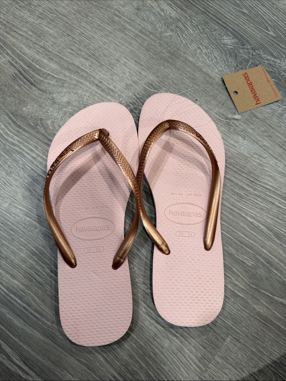 Havaianas Women's Light Pink Flip Flops with Metallic Bronze Straps